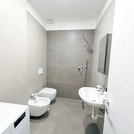 Golem Studio * Golem (Tirana)